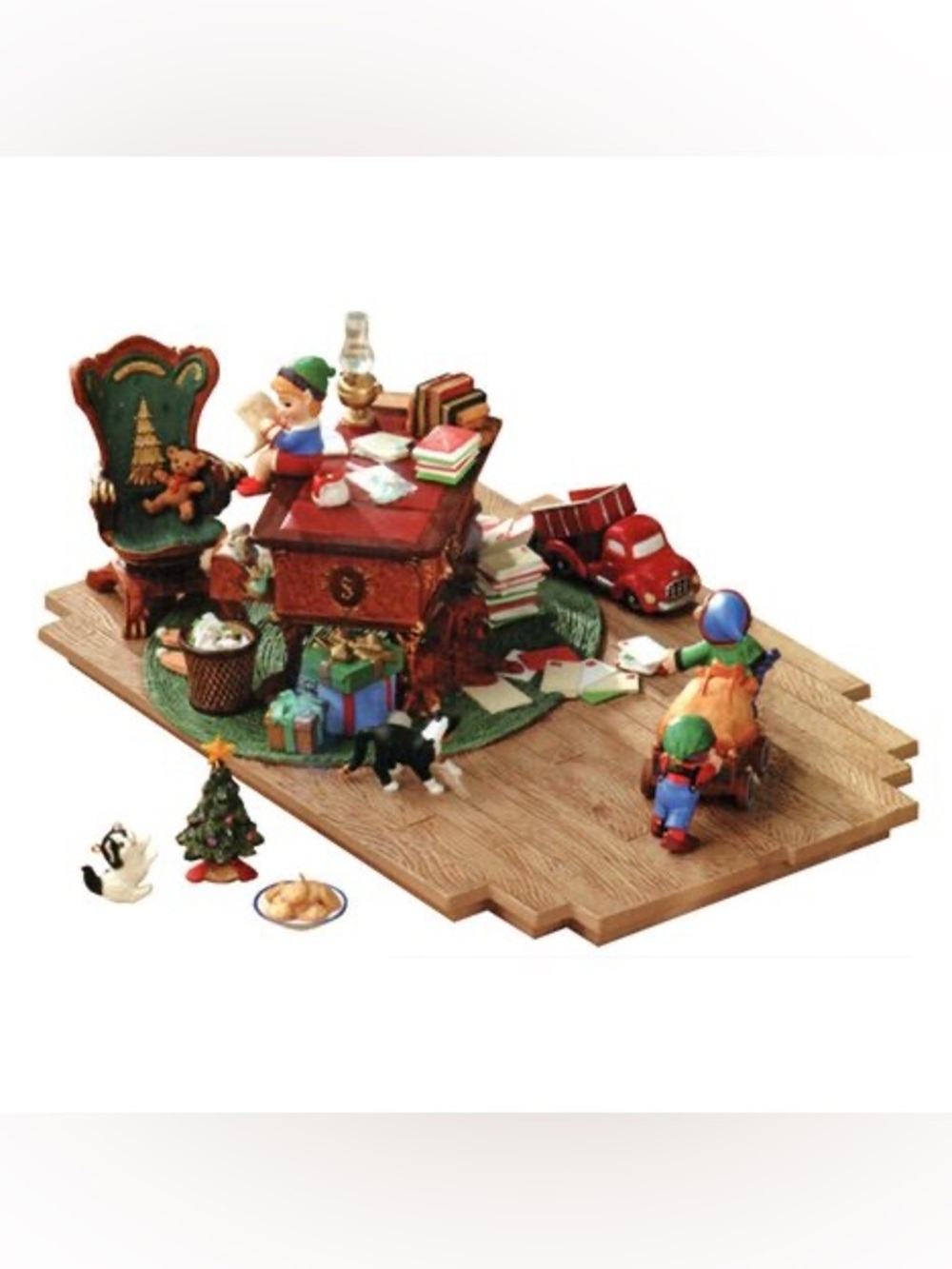 Hallmark Keepsake Ornament Studio Limited Edition "Santa's Desk" 2001